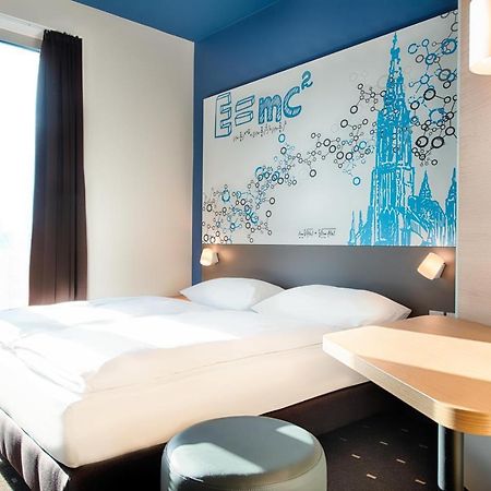 B&B Hotel Ulm Eksteriør billede